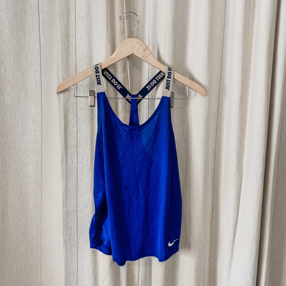 𝒇𝒊𝒏𝒂𝒍 𝒑𝒓𝒊𝒄𝒆 | Nike Racerback Tank